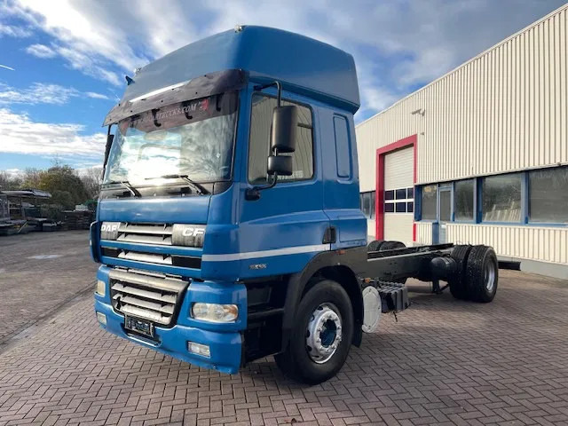 DAF CF 85.430 Manual gear Euro 4 - Вантажівка шасі: фото 3 DAF CF 85.430 Manual gear Euro 4 - Вантажівка шасі: фото 3