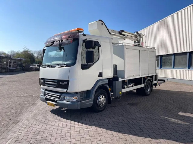DAF LF 45.160 CUSTERS Hoogwerker 14,5 mtr / Skyworker 14,5mtr - Автовишка: фото 4 DAF LF 45.160 CUSTERS Hoogwerker 14,5 mtr / Skyworker 14,5mtr - Автовишка: фото 4