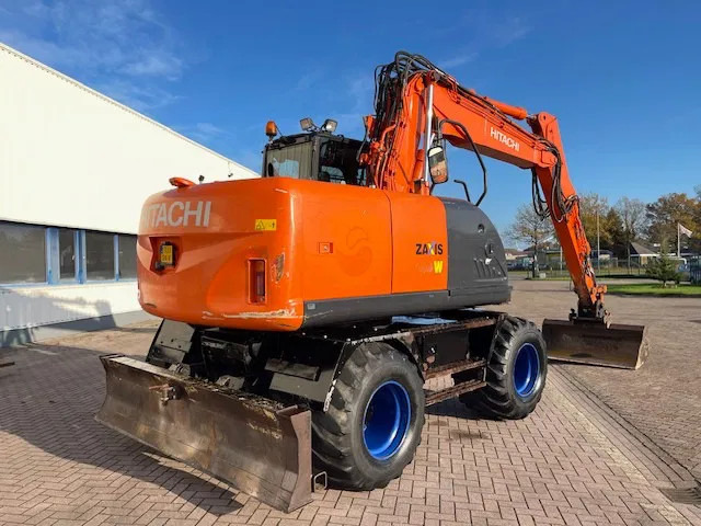Hitachi ZX 140W-3 - Колісний екскаватор: фото 4 Hitachi ZX 140W-3 - Колісний екскаватор: фото 4