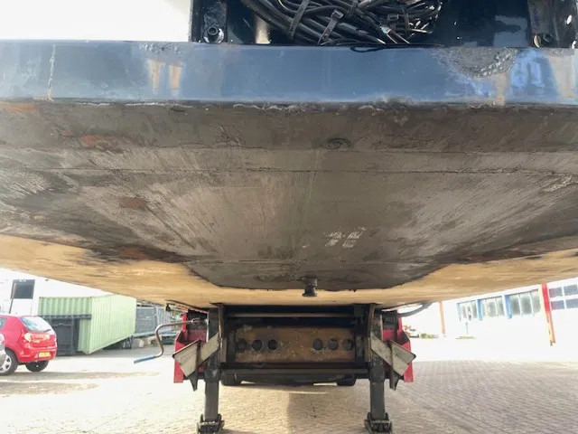 Kögel DISK BRAKE 7CM FRIGO BOX - Закритий кузов напівпричіп: фото 4 Kögel DISK BRAKE 7CM FRIGO BOX - Закритий кузов напівпричіп: фото 4