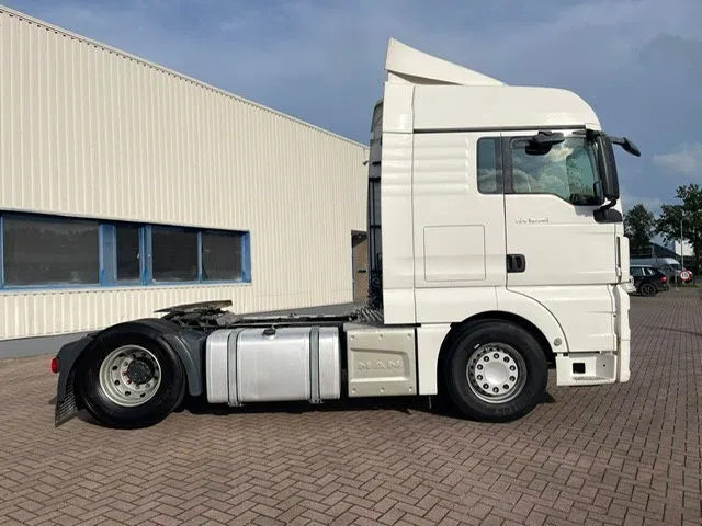 MAN TGX 18.480 Euro 6 Retarder 2 tanks - Тягач: фото 2 MAN TGX 18.480 Euro 6 Retarder 2 tanks - Тягач: фото 2