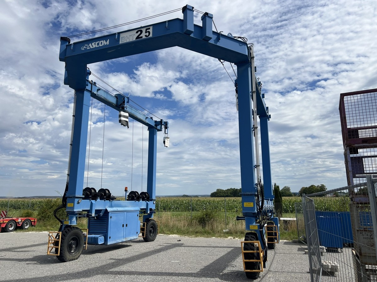 BHT 25 Marine Travellift 25t Diesel 2013 - Кран, Портова техніка: фото 2 BHT 25 Marine Travellift 25t Diesel 2013 - Кран, Портова техніка: фото 2