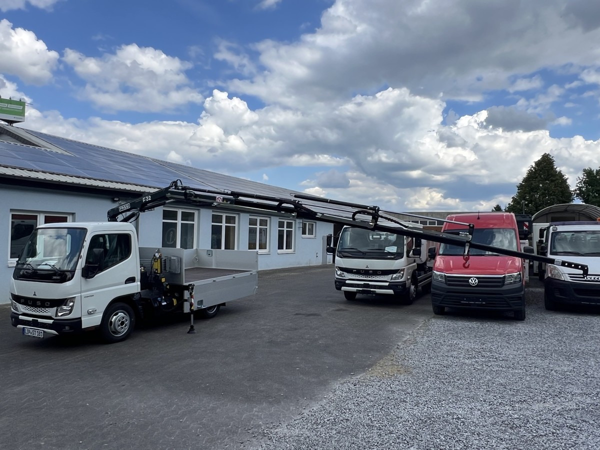 FUSO 3S15 Alu Pritsche 2.80m Ladekran Bohrgerät - Легка бортова вантажівка: фото 5 FUSO 3S15 Alu Pritsche 2.80m Ladekran Bohrgerät - Легка бортова вантажівка: фото 5