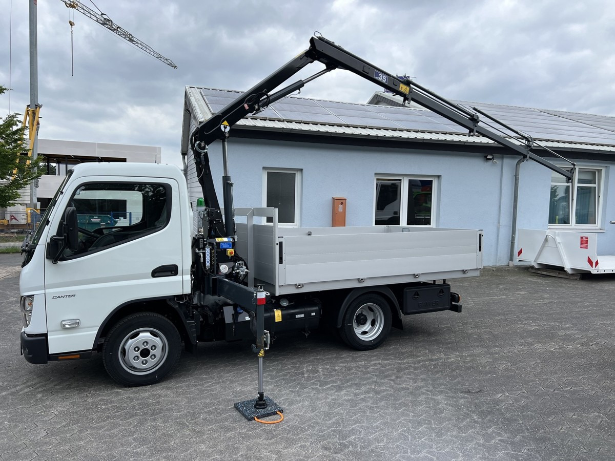 FUSO 3S15 Alu Pritsche 2.80m Ladekran - Легка бортова вантажівка: фото 2 FUSO 3S15 Alu Pritsche 2.80m Ladekran - Легка бортова вантажівка: фото 2