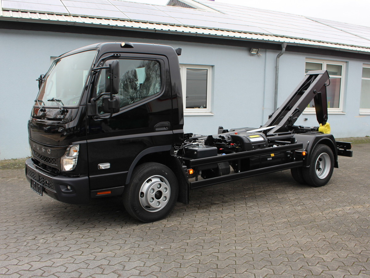 FUSO Canter FUSO 9C18 Duonic City Abrollkipper Black - Гаковий мультиліфт вантажівка, Вантажівка з маніпулятором: фото 3 FUSO Canter FUSO 9C18 Duonic City Abrollkipper Black - Гаковий мультиліфт вантажівка, Вантажівка з маніпулятором: фото 3