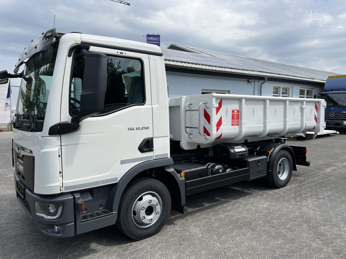 MAN TGL 12.250 BL NEU City Abrollkipper PowerMatic s - Гаковий мультиліфт вантажівка: фото 3 MAN TGL 12.250 BL NEU City Abrollkipper PowerMatic s - Гаковий мультиліфт вантажівка: фото 3