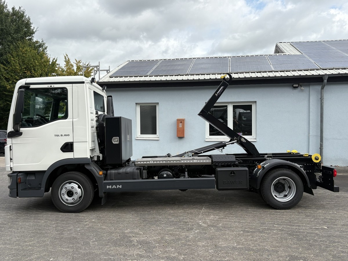 MAN TGL 8.160 BL City Abollkipper Schalter 8.190 - Гаковий мультиліфт вантажівка: фото 2 MAN TGL 8.160 BL City Abollkipper Schalter 8.190 - Гаковий мультиліфт вантажівка: фото 2