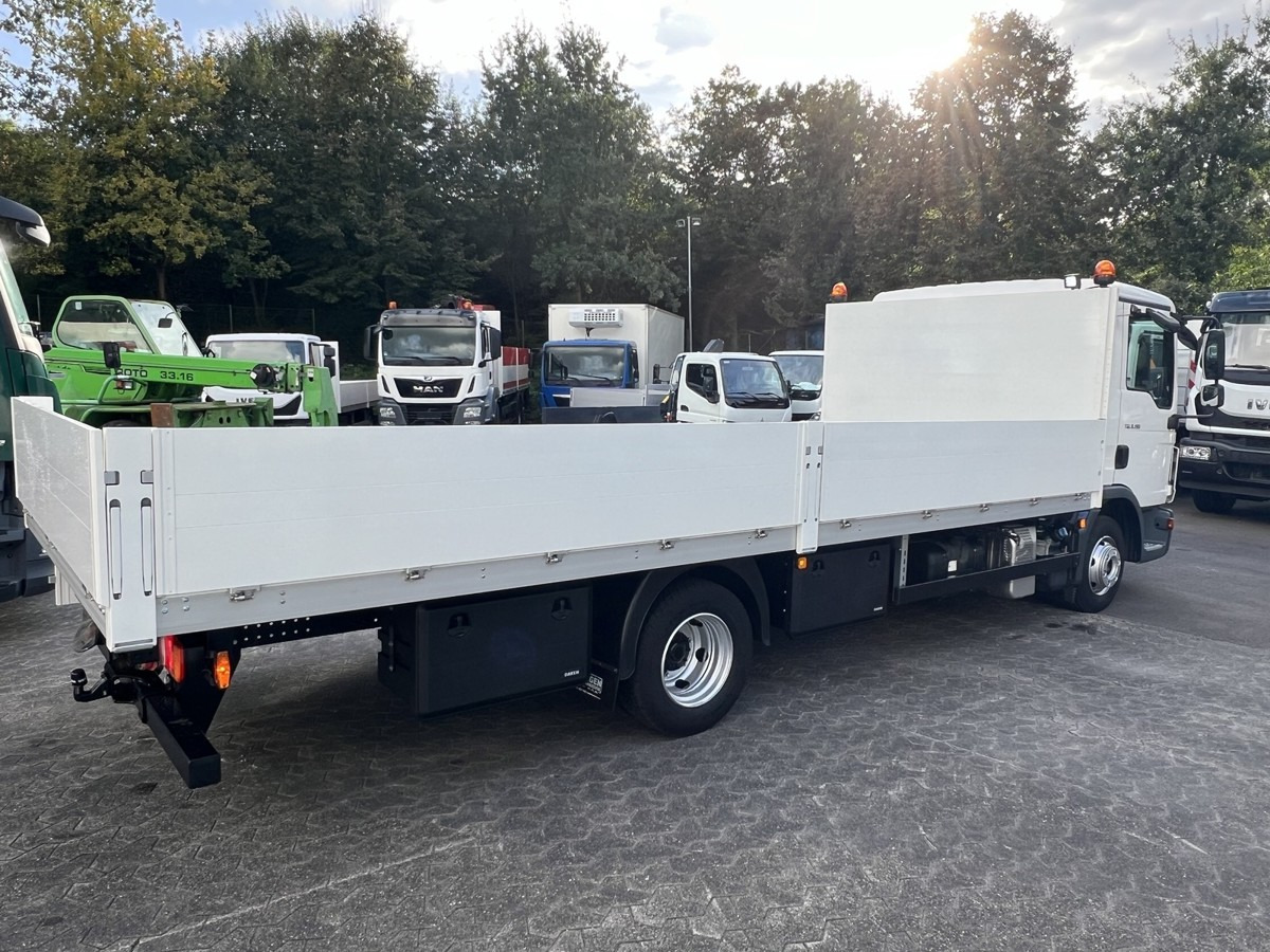 MAN TGL 8.160 BL NEU Alu Pritsche 5.5m AHK 3.5t - Легка бортова вантажівка: фото 1 MAN TGL 8.160 BL NEU Alu Pritsche 5.5m AHK 3.5t - Легка бортова вантажівка: фото 1
