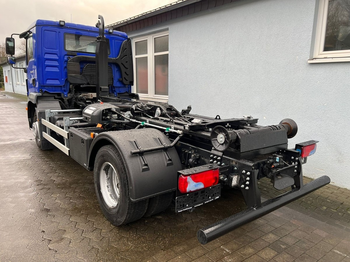 MAN TGM 15.290 BL Aut. Abrollkipper AHK - Гаковий мультиліфт вантажівка: фото 3 MAN TGM 15.290 BL Aut. Abrollkipper AHK - Гаковий мультиліфт вантажівка: фото 3