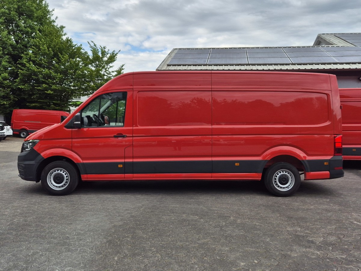 VW Crafter 35 Maxi L4H3 1Hand PDC nur 9tkm! - Суцільнометалевий фургон: фото 2 VW Crafter 35 Maxi L4H3 1Hand PDC nur 9tkm! - Суцільнометалевий фургон: фото 2