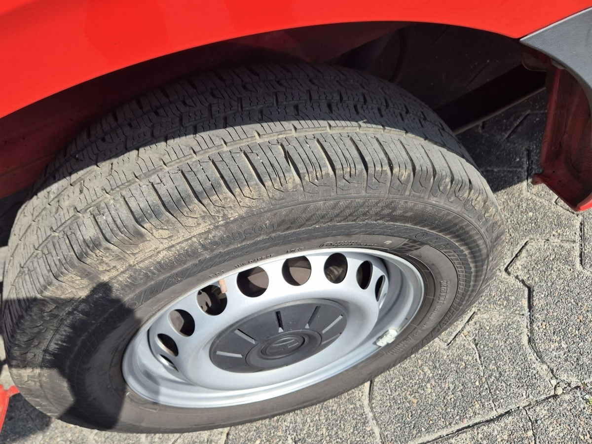 VW Crafter 35 Maxi L4H3 1Hand PDC sofort verfügbar! - Суцільнометалевий фургон: фото 5 VW Crafter 35 Maxi L4H3 1Hand PDC sofort verfügbar! - Суцільнометалевий фургон: фото 5