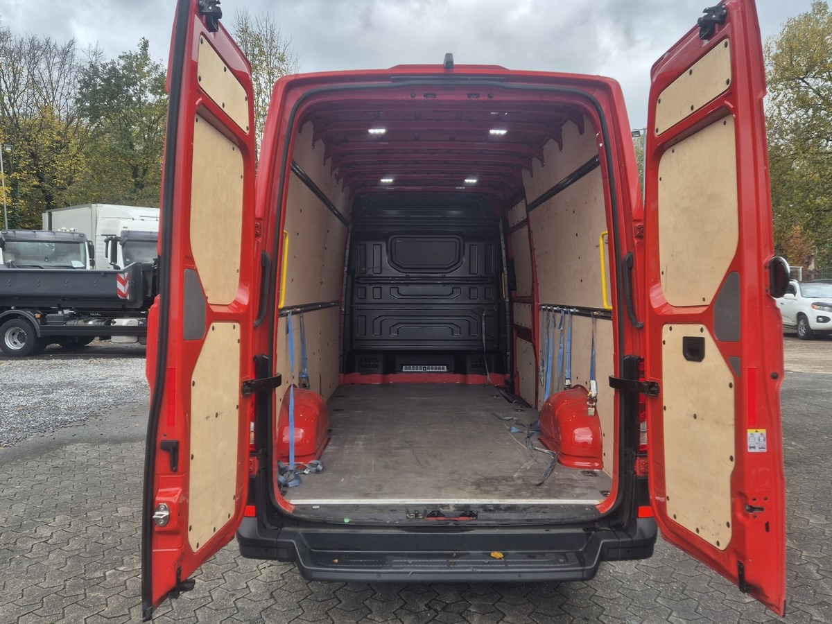 VW Crafter 35 Maxi L4H3 1Hand PDC sofort verfügbar! - Суцільнометалевий фургон: фото 5 VW Crafter 35 Maxi L4H3 1Hand PDC sofort verfügbar! - Суцільнометалевий фургон: фото 5