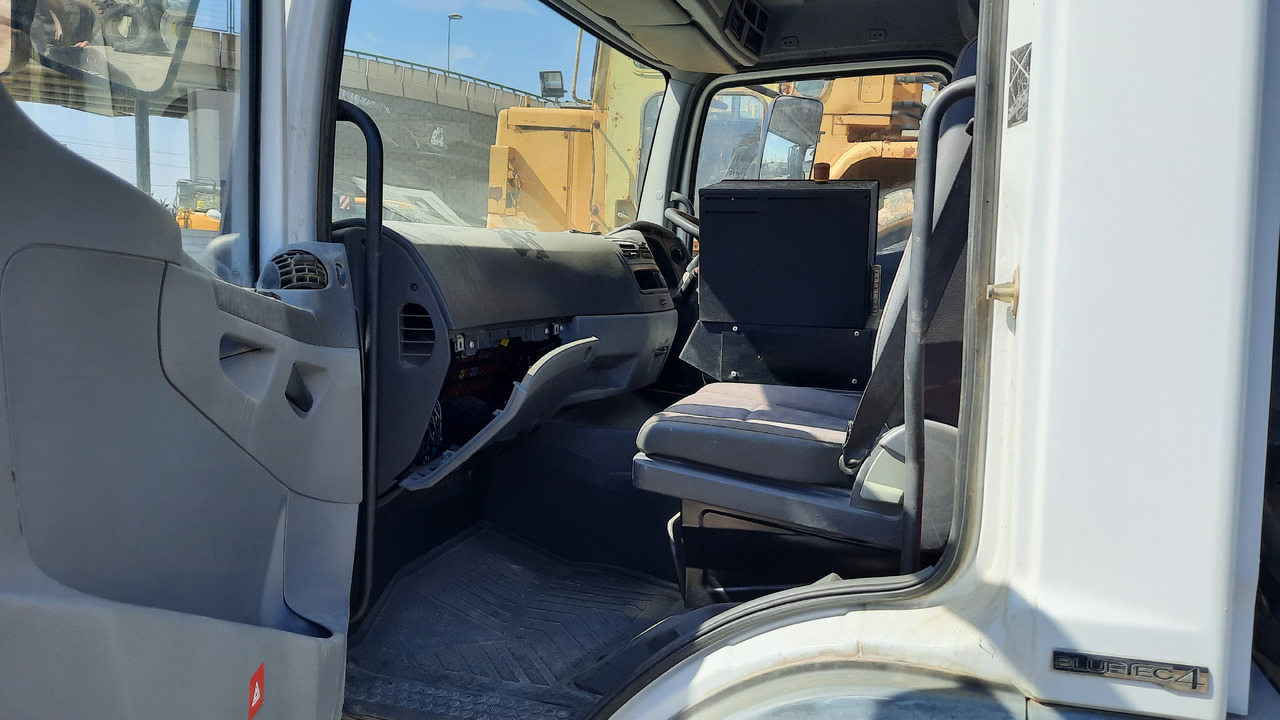 SCHMIDT SK600 - Підмітально-прибиральна машина: фото 5 SCHMIDT SK600 - Підмітально-прибиральна машина: фото 5
