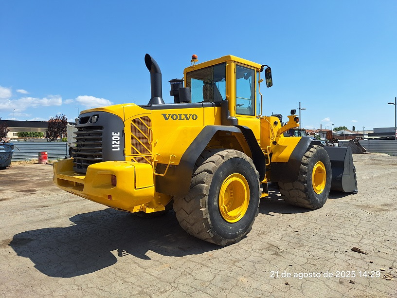 VOLVO L120E - Колісний навантажувач: фото 4 VOLVO L120E - Колісний навантажувач: фото 4
