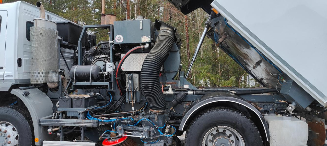 Підмітально-прибиральна машина Brock SL280/2K MB Axor 1829: фото 7