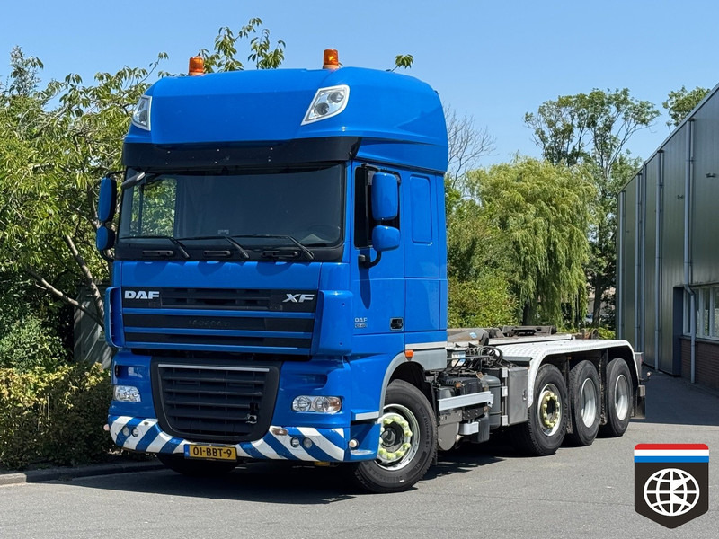DAF XF 105.460 8X2/4 - 30t hooklift - CLEAN HOLLAND TRUCK - Гаковий мультиліфт вантажівка: фото 1 DAF XF 105.460 8X2/4 - 30t hooklift - CLEAN HOLLAND TRUCK - Гаковий мультиліфт вантажівка: фото 1