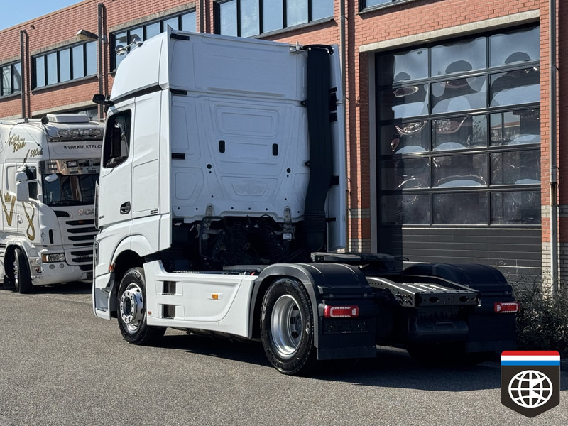 Mercedes-Benz ACTROS 1848 Gigaspace ** LIMITED EDITION** / FULL SPOILER / 2x TANK / NIGHT ac / - Тягач: фото 4 Mercedes-Benz ACTROS 1848 Gigaspace ** LIMITED EDITION** / FULL SPOILER / 2x TANK / NIGHT ac / - Тягач: фото 4