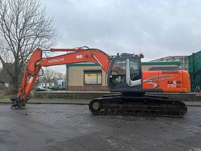 Hitachi ZX250LC-3 - ZX 250 LC - ZX250 - Екскаватор: фото 1 Hitachi ZX250LC-3 - ZX 250 LC - ZX250 - Екскаватор: фото 1
