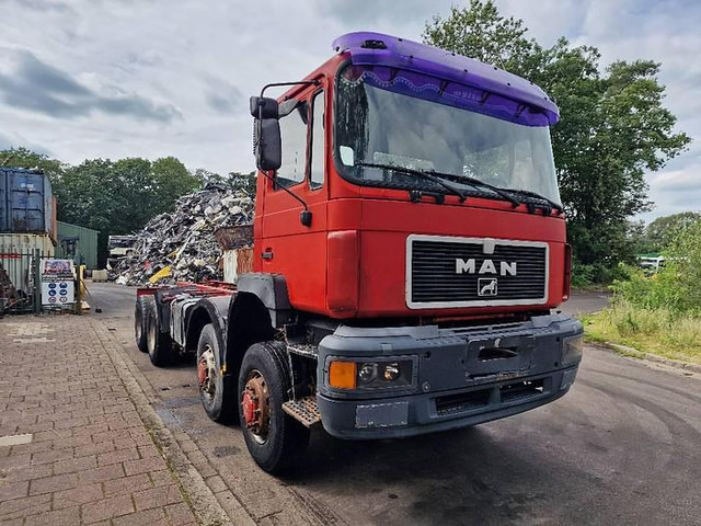 MAN 35.402 VFK - Вантажівка шасі: фото 3 MAN 35.402 VFK - Вантажівка шасі: фото 3