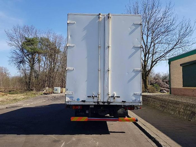 MAN TGL 12.210 4x2 BL - Вантажівка з закритим кузовом: фото 5 MAN TGL 12.210 4x2 BL - Вантажівка з закритим кузовом: фото 5