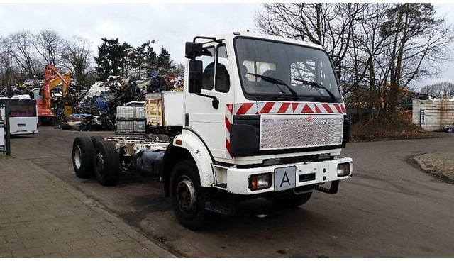 Mercedes-Benz 2524 L - Вантажівка шасі: фото 3 Mercedes-Benz 2524 L - Вантажівка шасі: фото 3