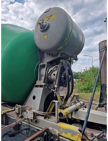 Автобетонозмішувач Mercedes-Benz 2527 B 6X4: фото 14 Автобетонозмішувач Mercedes-Benz 2527 B 6X4: фото 14