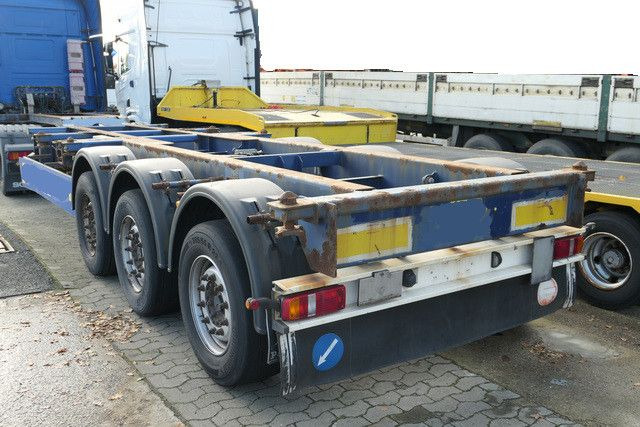 Carnehl CCS/HS, 1x20/2x20/1x30/1x40 Fuß Container, Lift - Контейнеровоз/ Змінний кузов напівпричіп: фото 2 Carnehl CCS/HS, 1x20/2x20/1x30/1x40 Fuß Container, Lift - Контейнеровоз/ Змінний кузов напівпричіп: фото 2