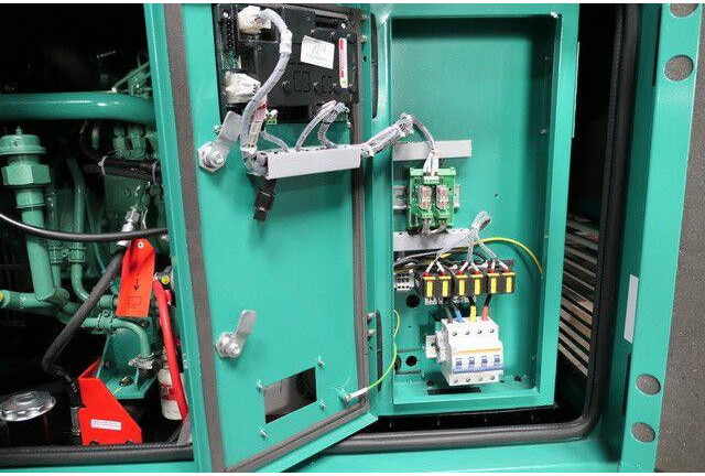 Cummins Stromgenerator, 10 kVA, Sofort verfügbar - Електричний генератор: фото 4 Cummins Stromgenerator, 10 kVA, Sofort verfügbar - Електричний генератор: фото 4