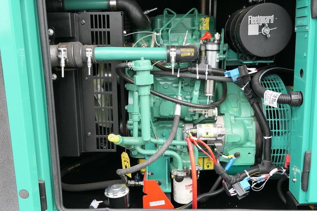 Cummins Stromgenerator, 15 kVA, sofort vefügbar - Електричний генератор: фото 2 Cummins Stromgenerator, 15 kVA, sofort vefügbar - Електричний генератор: фото 2