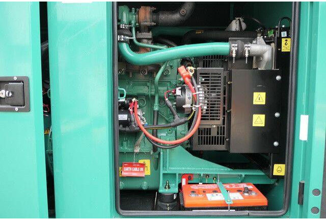 Cummins Stromgenerator, 40 kVA, sofort vefügbar - Електричний генератор: фото 3 Cummins Stromgenerator, 40 kVA, sofort vefügbar - Електричний генератор: фото 3