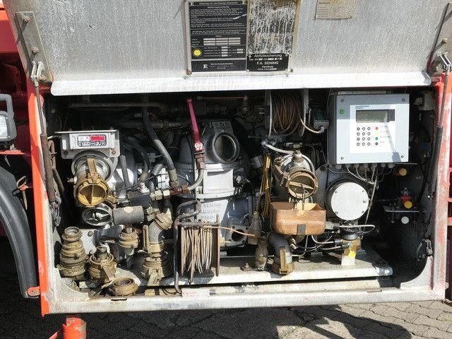 Esterer 32.700ltr., Sening Pumpe,Bodenbefüllung - Напівпричіп цистерна: фото 4 Esterer 32.700ltr., Sening Pumpe,Bodenbefüllung - Напівпричіп цистерна: фото 4