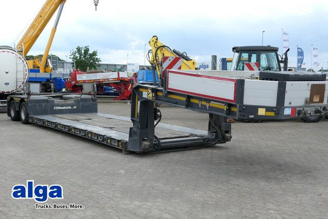 Kässbohrer LB2, Tiefbett, Ausziehbar, Verbreiterbar,Gelenkt - Низькорамна платформа напівпричіп: фото 1 Kässbohrer LB2, Tiefbett, Ausziehbar, Verbreiterbar,Gelenkt - Низькорамна платформа напівпричіп: фото 1
