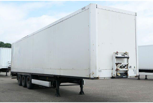 Krone SD, Isoliert, Türen, BPW, Luftfederung, 13.62m - Закритий кузов напівпричіп: фото 3 Krone SD, Isoliert, Türen, BPW, Luftfederung, 13.62m - Закритий кузов напівпричіп: фото 3