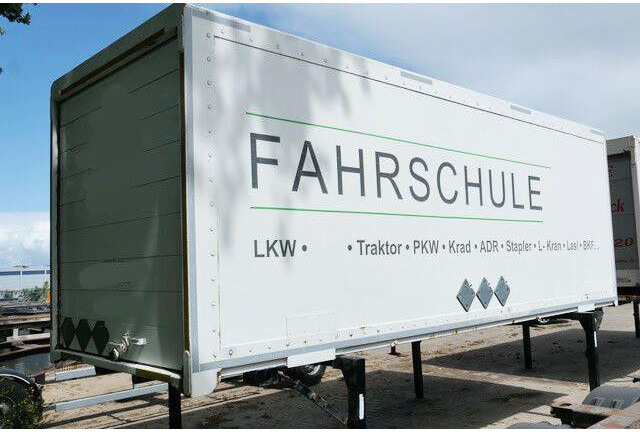 Lubtheen WKO 715, Wechselkoffer, BDF, Rolltor - Вантажівка шасі: фото 4 Lubtheen WKO 715, Wechselkoffer, BDF, Rolltor - Вантажівка шасі: фото 4