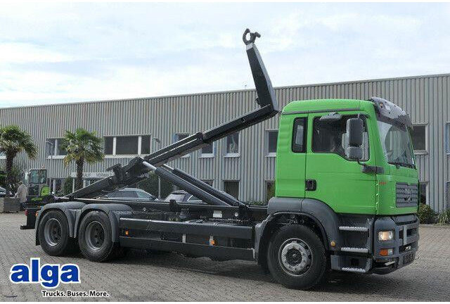 MAN 26.390 TGA BL 6x4, VDL S-21 6200, Klima, Luftfe. - Гаковий мультиліфт вантажівка: фото 1 MAN 26.390 TGA BL 6x4, VDL S-21 6200, Klima, Luftfe. - Гаковий мультиліфт вантажівка: фото 1