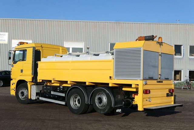 MAN 26.413/6x2/4x 2000 ltr. Tanks/Deutz Motor - Вантажівка цистерна: фото 3 MAN 26.413/6x2/4x 2000 ltr. Tanks/Deutz Motor - Вантажівка цистерна: фото 3