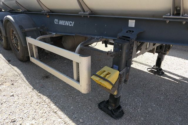 Menci SA 105/Lebensmittel/32.000 ltr./Iso/Spülleitung - Напівпричіп цистерна: фото 5 Menci SA 105/Lebensmittel/32.000 ltr./Iso/Spülleitung - Напівпричіп цистерна: фото 5