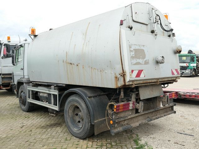 Mercedes-Benz 1314 KO 4x2, Schörling TSZ 94, Blattfederung - Підмітально-прибиральна машина: фото 4 Mercedes-Benz 1314 KO 4x2, Schörling TSZ 94, Blattfederung - Підмітально-прибиральна машина: фото 4