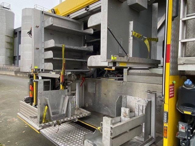 Mercedes-Benz 1833 Axor 4x4, Kran Palfinger, Rosenbauer, AHK - Пожежна машина: фото 5 Mercedes-Benz 1833 Axor 4x4, Kran Palfinger, Rosenbauer, AHK - Пожежна машина: фото 5