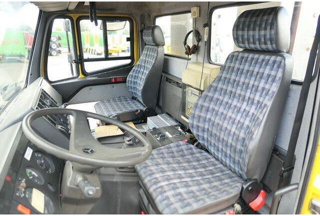 Вантажівка шасі Mercedes-Benz 1838 AK 4x4, Allrad, Einzelbereifung, Wenig KM: фото 12 Вантажівка шасі Mercedes-Benz 1838 AK 4x4, Allrad, Einzelbereifung, Wenig KM: фото 12