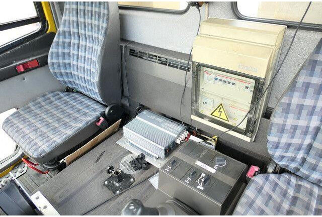 Вантажівка шасі Mercedes-Benz 1838 AK 4x4, Allrad, Einzelbereifung, Wenig KM: фото 13 Вантажівка шасі Mercedes-Benz 1838 AK 4x4, Allrad, Einzelbereifung, Wenig KM: фото 13