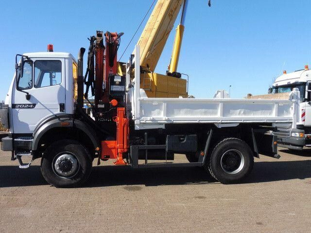 Mercedes-Benz 2024 AK 4x4, Tals AK 140.1 A3, Greifersteuerung - Самоскид вантажівка: фото 2 Mercedes-Benz 2024 AK 4x4, Tals AK 140.1 A3, Greifersteuerung - Самоскид вантажівка: фото 2