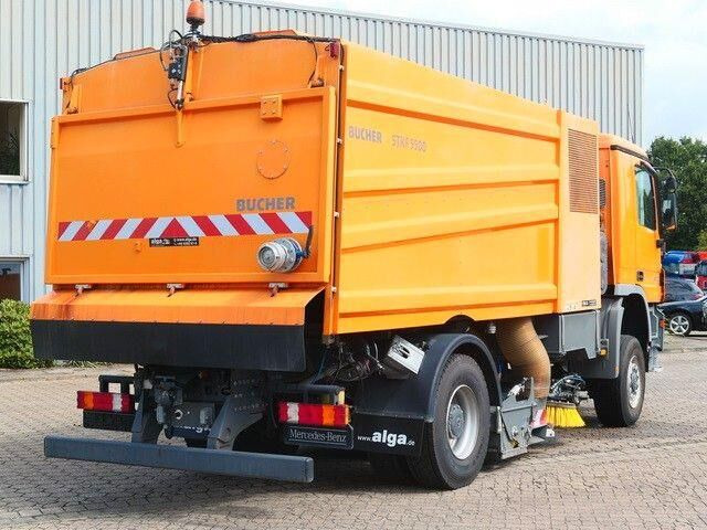 Mercedes-Benz 2032 A Actros 4x4, Bucher STKF 9500, Airport, AC - Підмітально-прибиральна машина: фото 3 Mercedes-Benz 2032 A Actros 4x4, Bucher STKF 9500, Airport, AC - Підмітально-прибиральна машина: фото 3