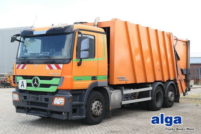 Mercedes-Benz 2532 L Actros 6c2, Faun, Zöller, 24m³, MP3, AC - Сміттєвози: фото 1 Mercedes-Benz 2532 L Actros 6c2, Faun, Zöller, 24m³, MP3, AC - Сміттєвози: фото 1