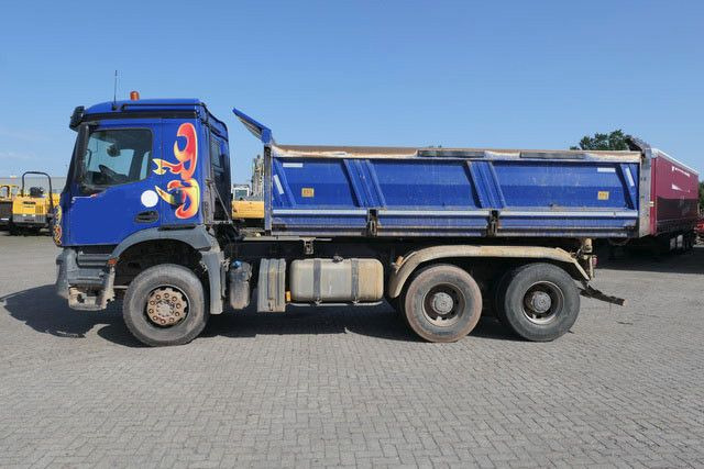 Mercedes-Benz 2643 K Arocs/6x4/Meiller/Plane/AHK/Klima - Самоскид вантажівка: фото 4 Mercedes-Benz 2643 K Arocs/6x4/Meiller/Plane/AHK/Klima - Самоскид вантажівка: фото 4