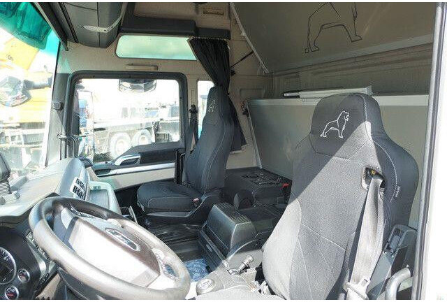 MAN 18.500 TGX 4x2, Intarder, Klima, 2x Tank,Spoiler - Тягач: фото 5 MAN 18.500 TGX 4x2, Intarder, Klima, 2x Tank,Spoiler - Тягач: фото 5