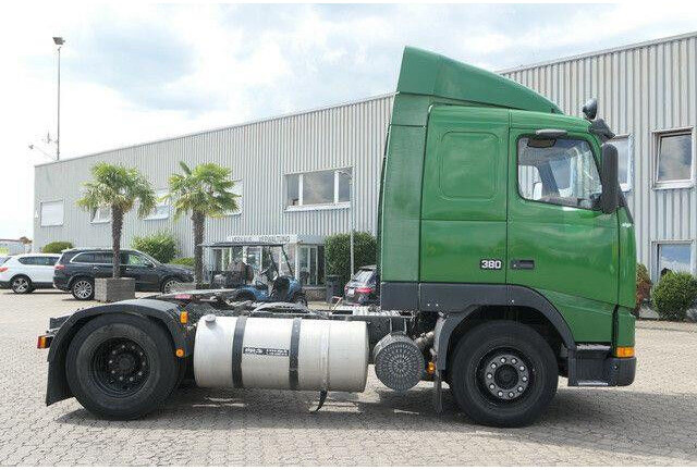 Volvo FH 380/Schalter/Klima/Hydraulik - Тягач: фото 2 Volvo FH 380/Schalter/Klima/Hydraulik - Тягач: фото 2