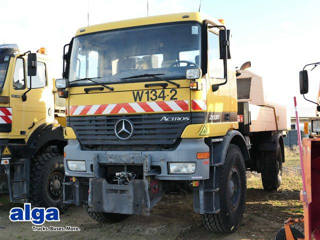 Mercedes-Benz 2035 AK Actros 4x4, Kehrmaschine Schmidt, Allrad - Вантажівка: фото 3 Mercedes-Benz 2035 AK Actros 4x4, Kehrmaschine Schmidt, Allrad - Вантажівка: фото 3