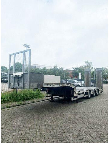 Vega 3-Achser, Hydr. Rampen, Verzinkt, Gelenkt - Низькорамна платформа напівпричіп: фото 2 Vega 3-Achser, Hydr. Rampen, Verzinkt, Gelenkt - Низькорамна платформа напівпричіп: фото 2