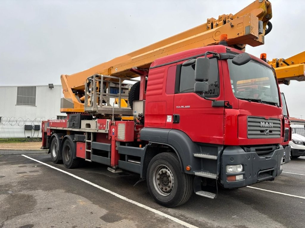 MAN TGA 26-400 - Вантажівка з маніпулятором: фото 2 MAN TGA 26-400 - Вантажівка з маніпулятором: фото 2